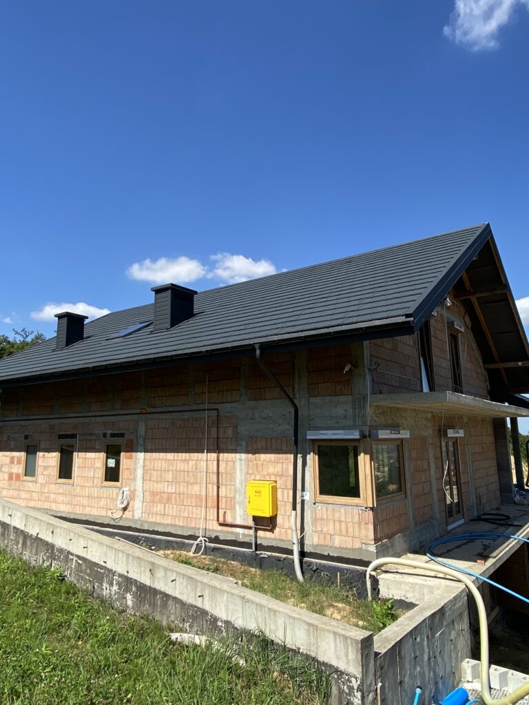 okna trapezowe w szczycie